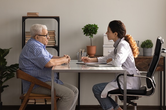 roles-and-responsibilities-of-a-geriatric-counselor